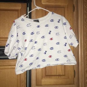 cropped champion shirt